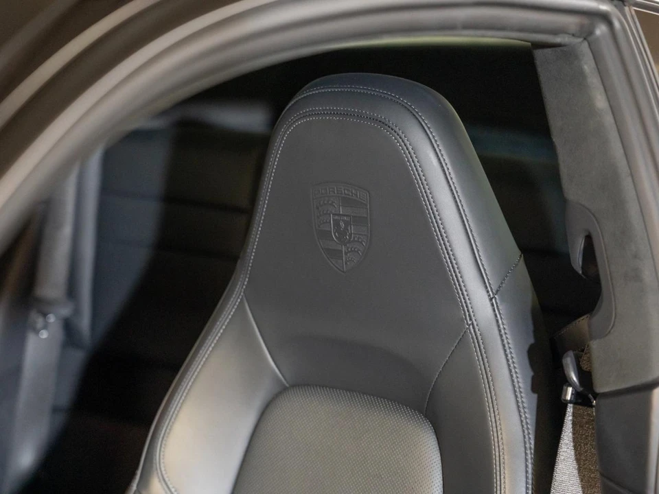 2022 Porsche 992 Carrera - Image 24 of 26