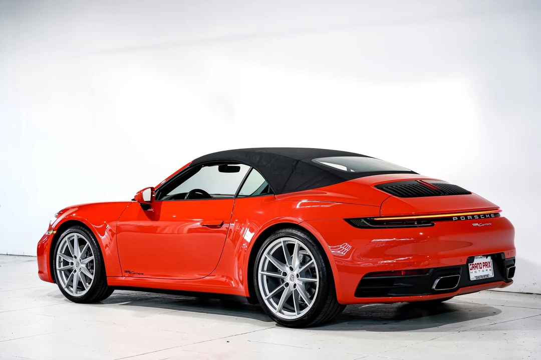 2022 Porsche 992 Carrera - Image 8 of 12