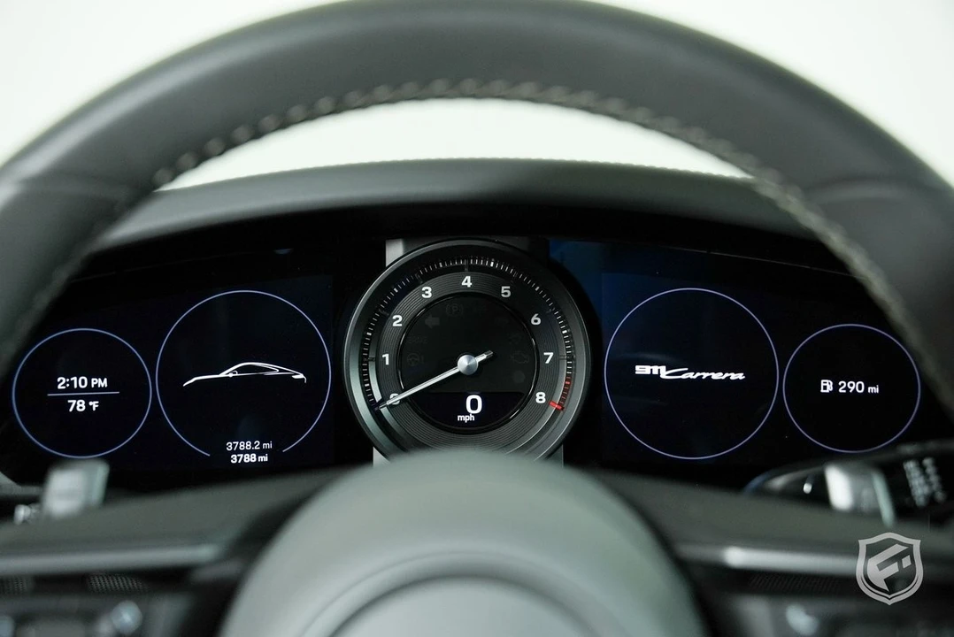 2022 Porsche 992 Carrera - Image 26 of 31