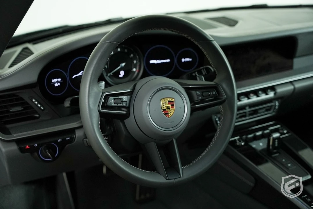 2022 Porsche 992 Carrera - Image 16 of 31