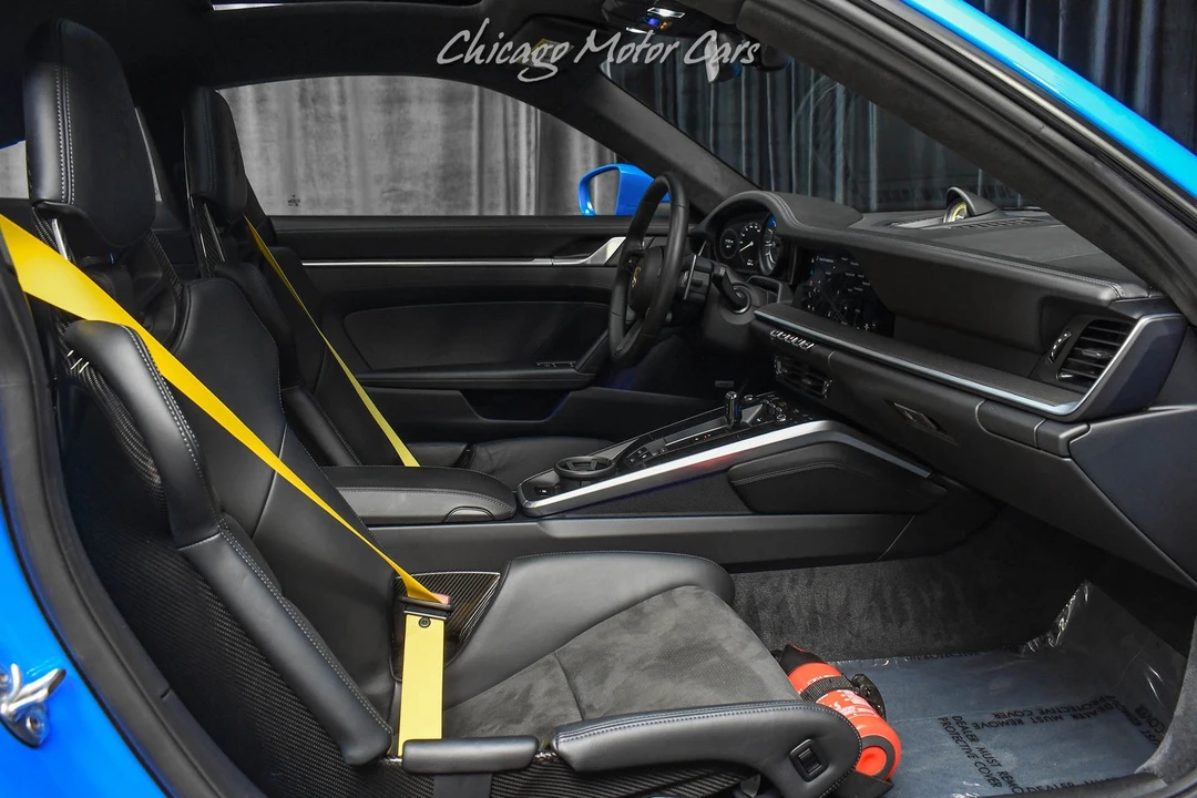 2022 Porsche 992 Carrera - Image 27 of 31