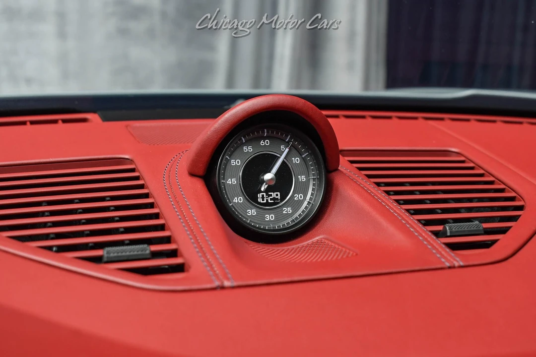 2022 Porsche 992 Carrera - Image 14 of 31