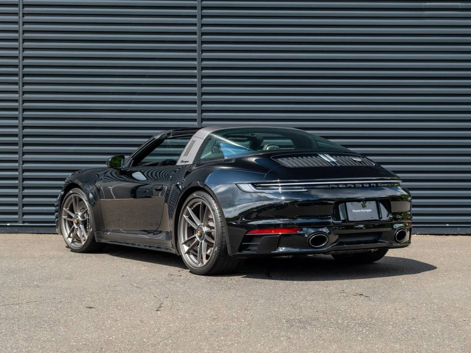 2022 Porsche 992 Targa 4 GTS - Image 3 of 5