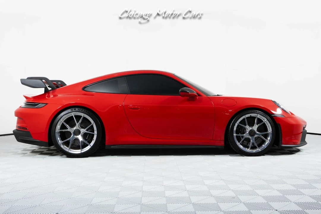 2022 Porsche 992 GT3 - Image 9 of 12