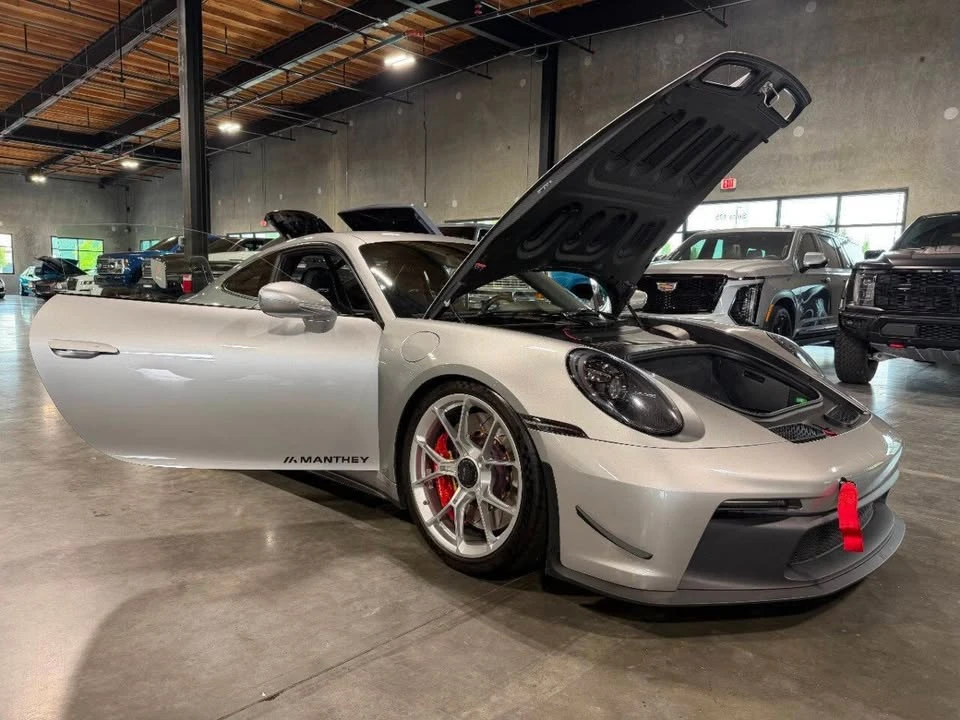 2022 Porsche 992 GT3 - Image 15 of 20