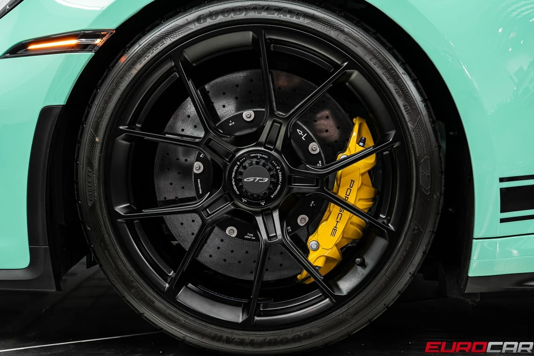 2022 Porsche 992 GT3 - Image 22 of 31