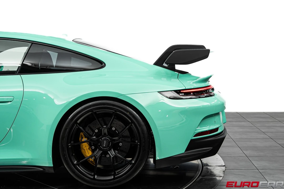 2022 Porsche 992 GT3 - Image 15 of 31