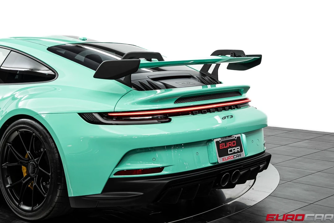 2022 Porsche 992 GT3 - Image 16 of 31