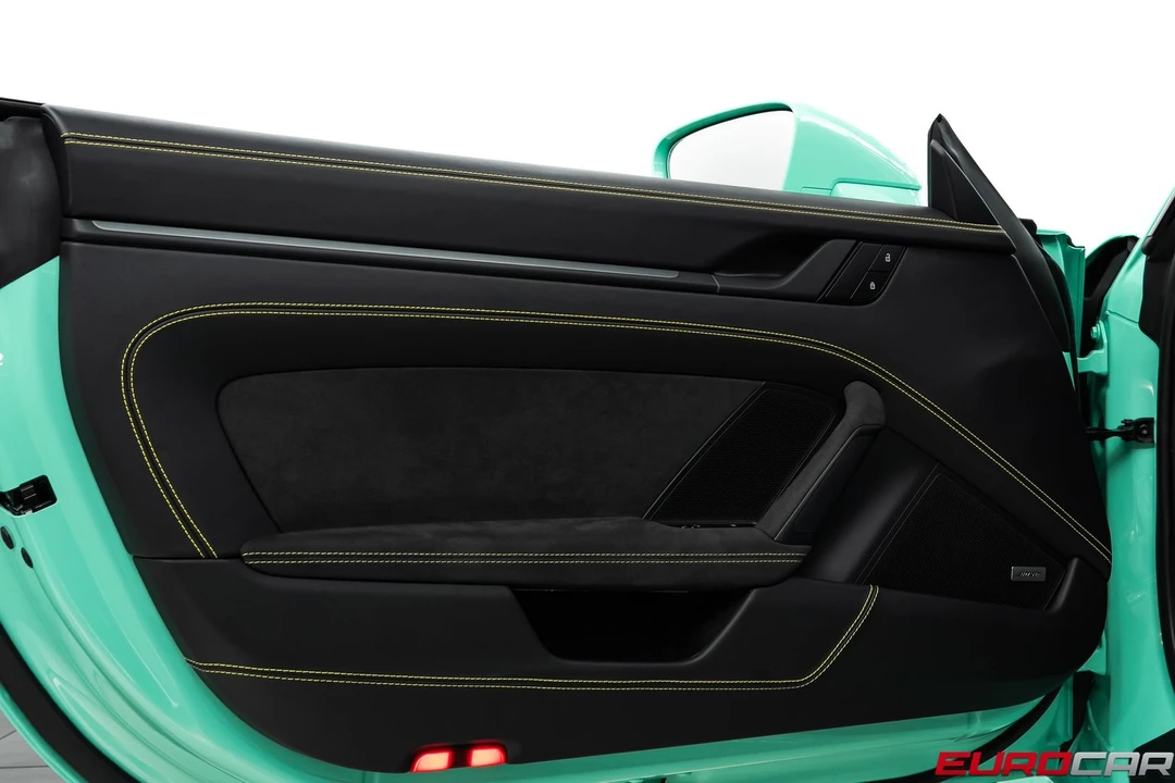 2022 Porsche 992 GT3 - Image 25 of 31