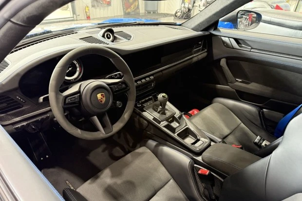 2022 Porsche 992 GT3 - Image 5 of 8