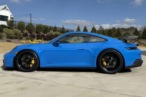 2022 Porsche 992 GT3 - Image 3 of 8