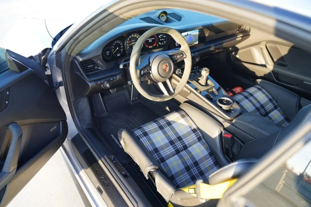 2022 Porsche 992 GT3 - Image 5 of 7