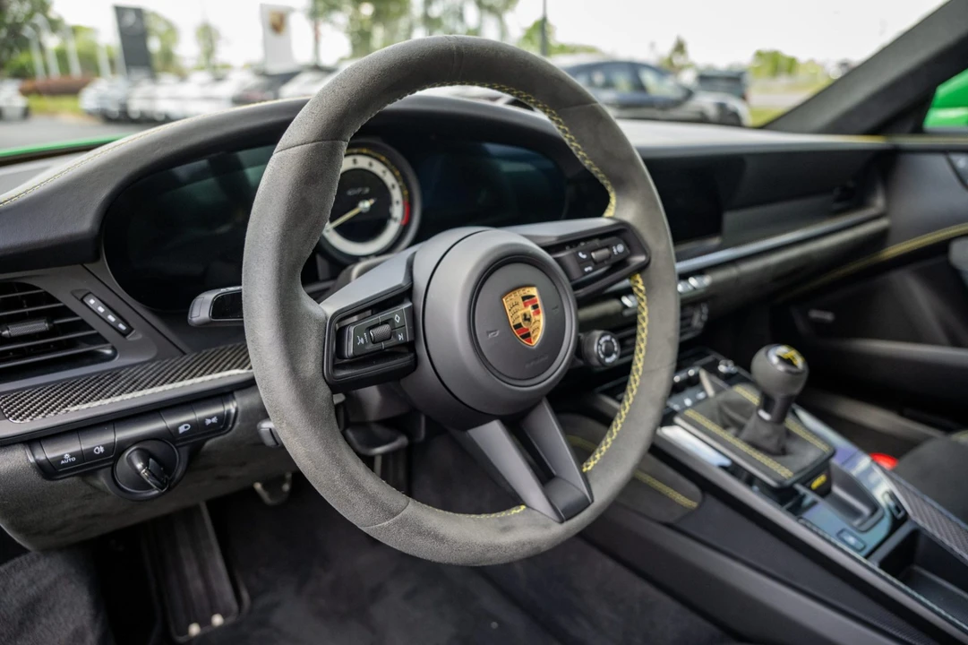 2022 Porsche 992 GT3 - Image 5 of 9