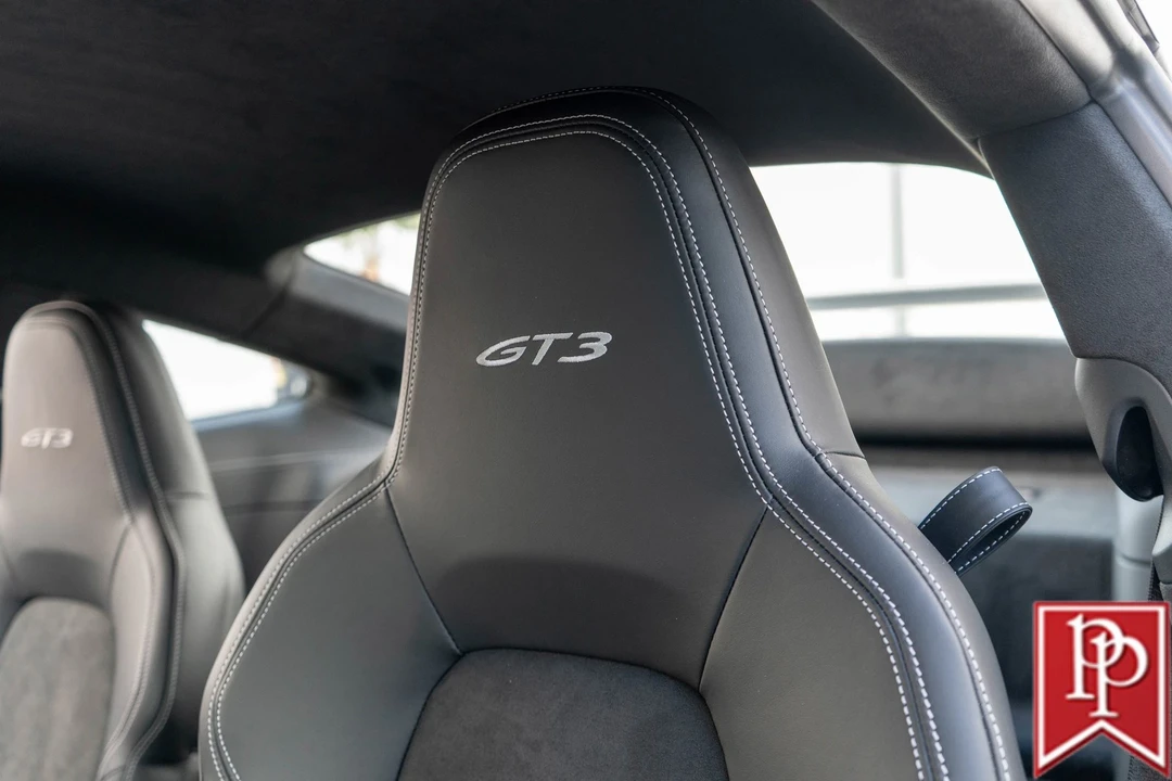 2022 Porsche 992 GT3 - Image 17 of 21