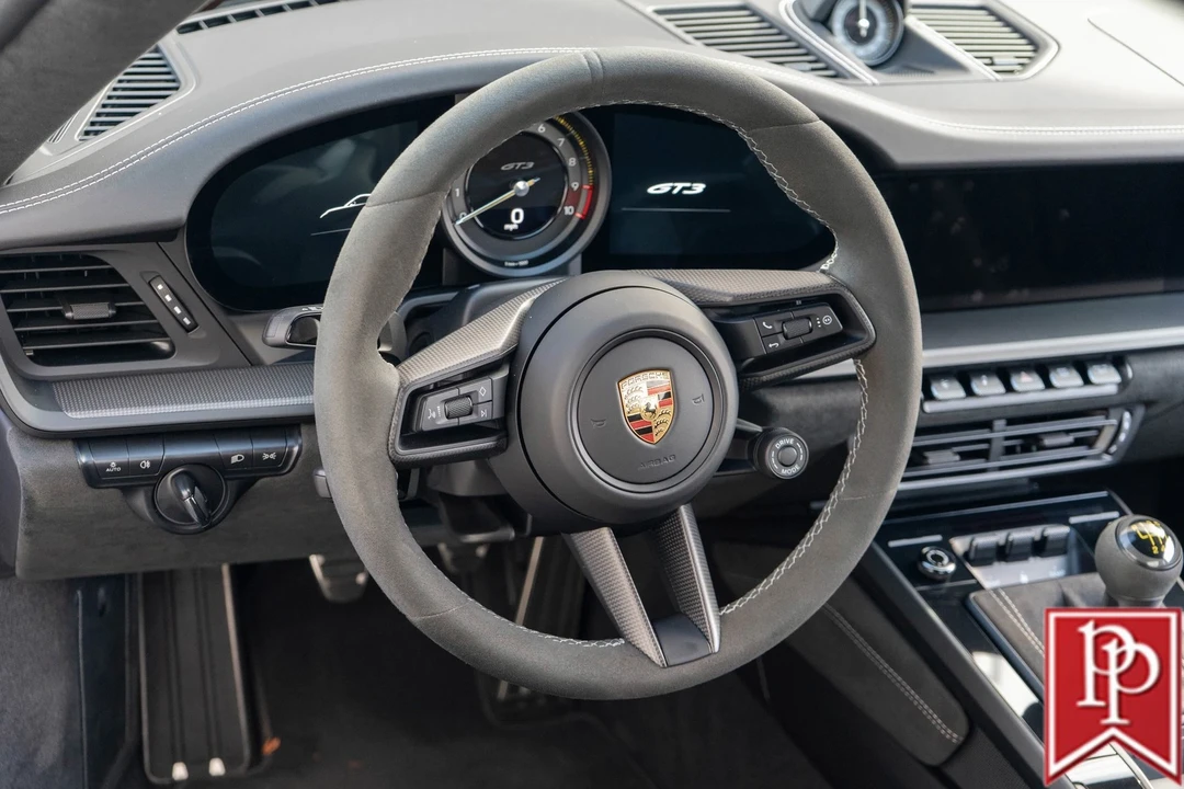 2022 Porsche 992 GT3 - Image 19 of 21