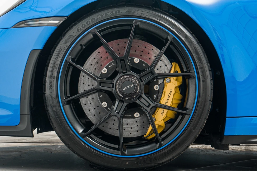 2022 Porsche 992 GT3 - Image 10 of 12