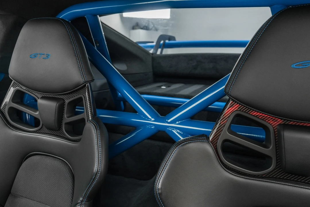 2022 Porsche 992 GT3 - Image 16 of 21