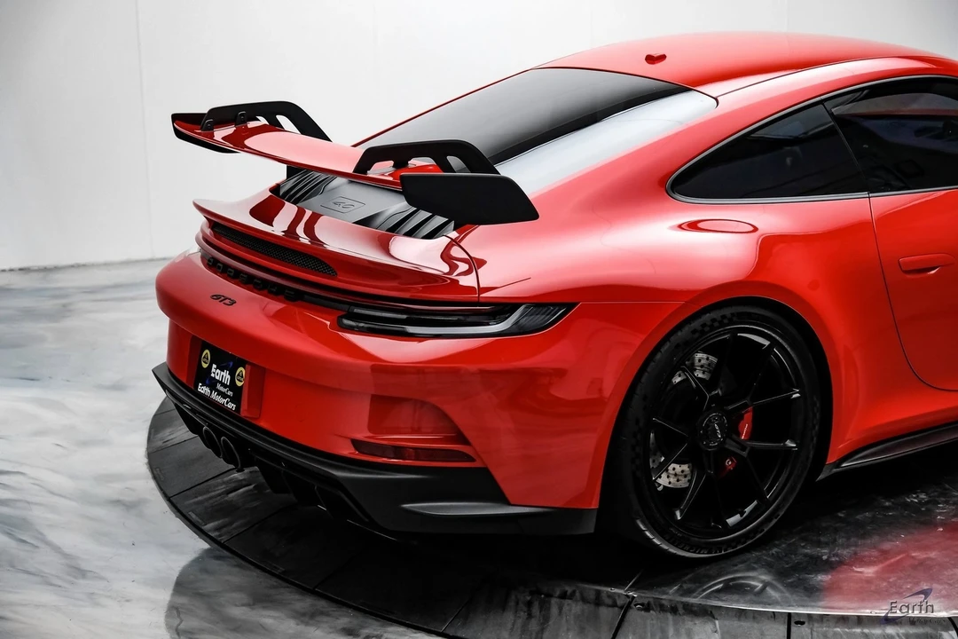 2022 Porsche 992 GT3 - Image 17 of 21