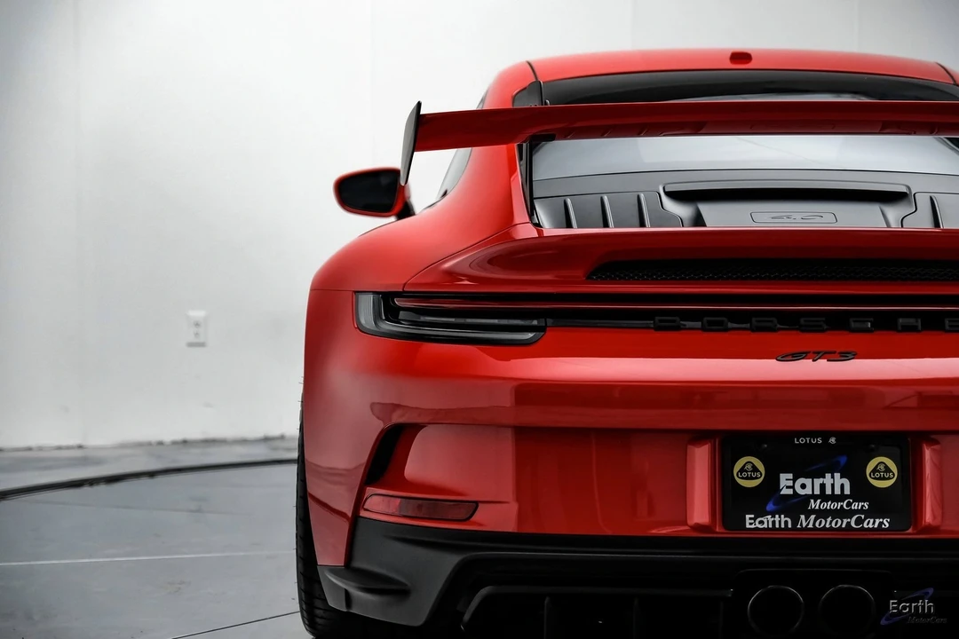 2022 Porsche 992 GT3 - Image 14 of 21