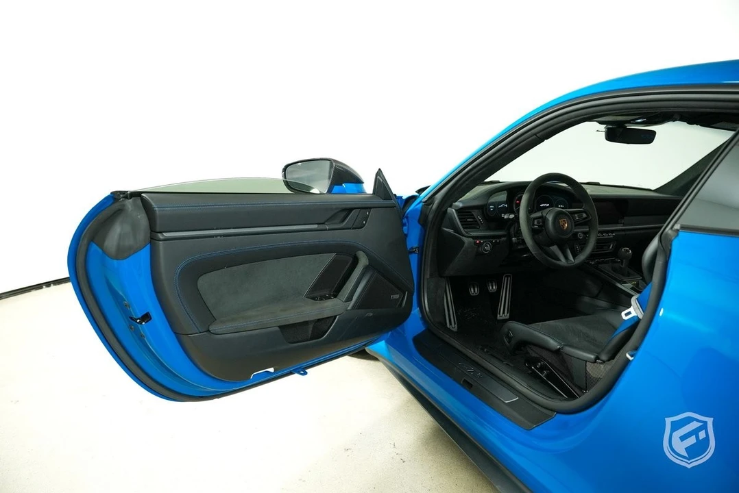 2022 Porsche 992 GT3 - Image 12 of 21