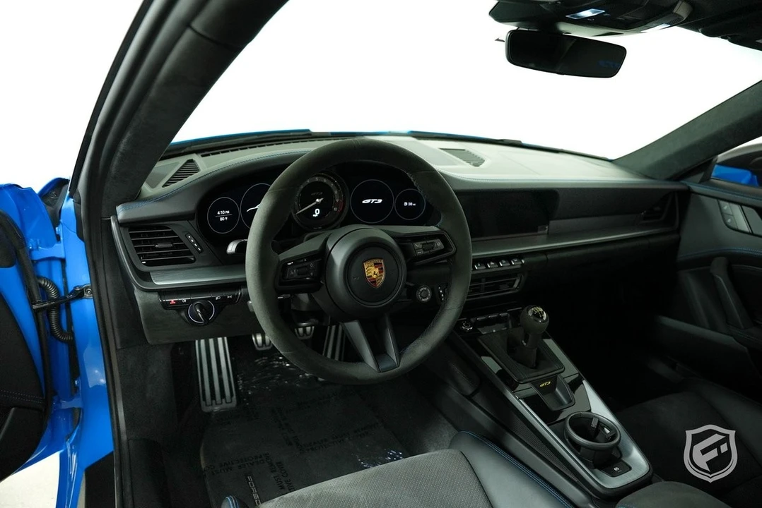 2022 Porsche 992 GT3 - Image 16 of 21