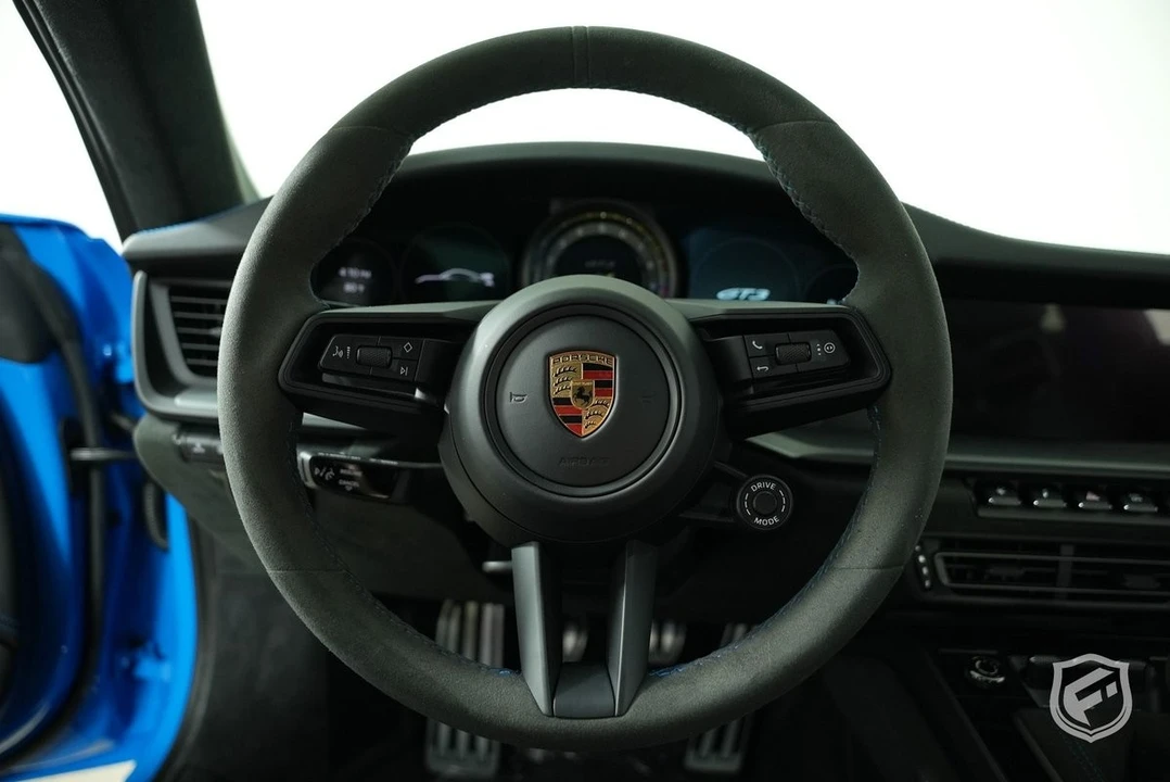 2022 Porsche 992 GT3 - Image 18 of 21