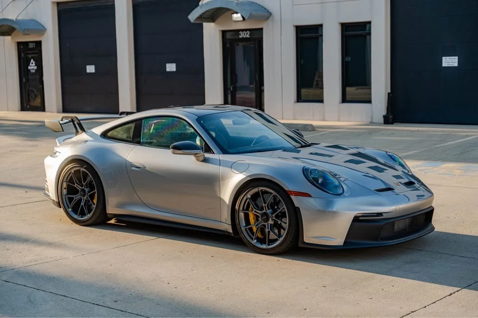 2022 Porsche 992 GT3 - Image 15 of 16