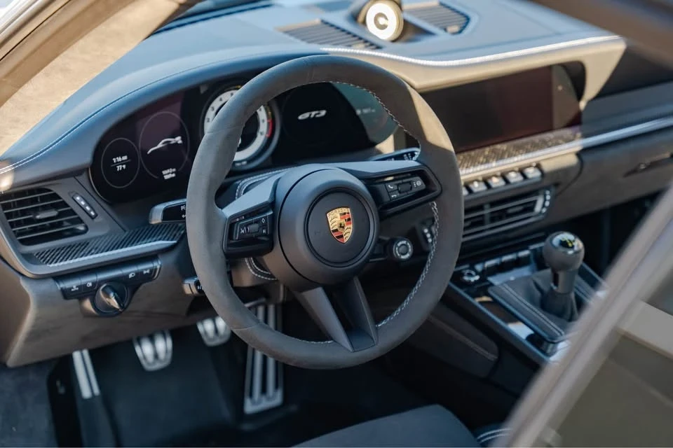2022 Porsche 992 GT3 - Image 7 of 16
