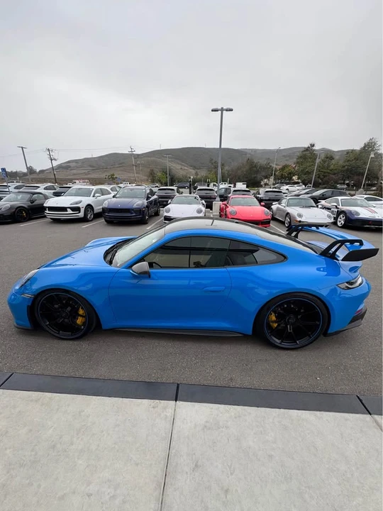2022 Porsche 992 GT3 - Image 5 of 15