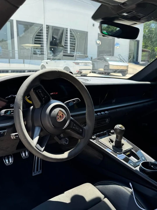2022 Porsche 992 GT3 - Image 5 of 10