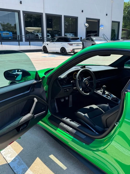 2022 Porsche 992 GT3 - Image 7 of 10
