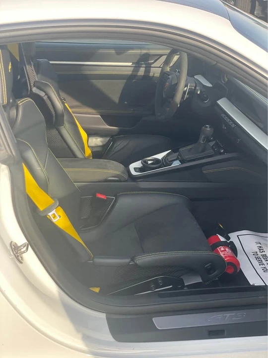 2022 Porsche 992 GT3 - Image 15 of 16