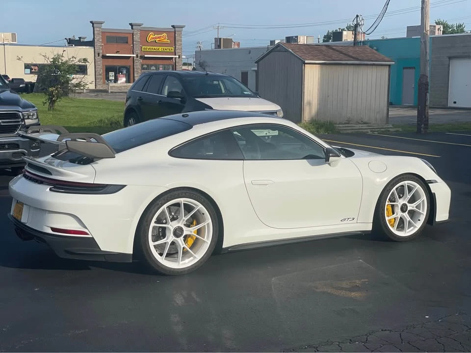 2022 Porsche 992 GT3 - Image 4 of 16