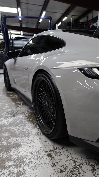 2022 Porsche 992 GT3 - Image 5 of 19
