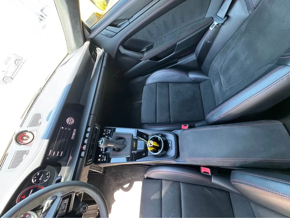 2022 Porsche 992 GT3 - Image 9 of 11