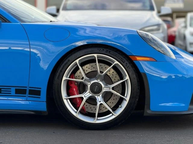 2022 Porsche 992 GT3 - Image 9 of 31