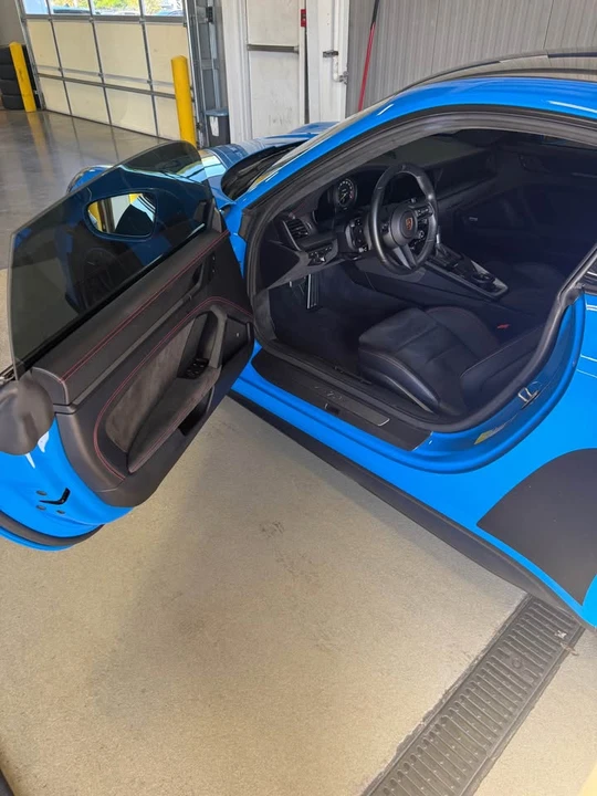 2022 Porsche 992 GT3 - Image 4 of 8