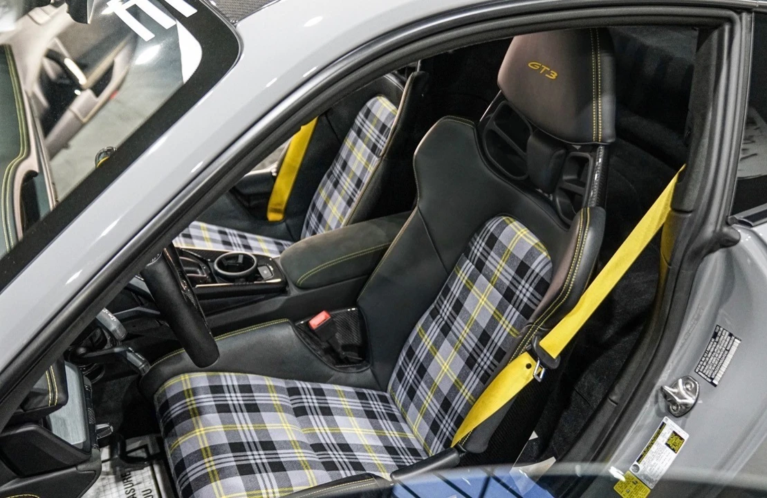 2022 Porsche 992 GT3 - Image 17 of 21