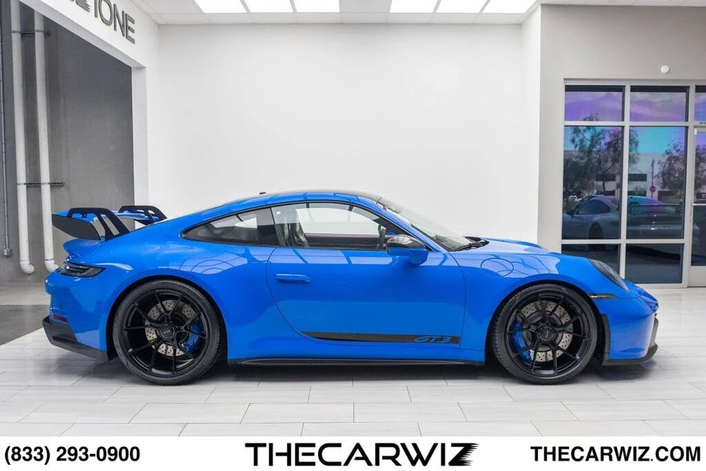2022 Porsche 992 GT3 - Image 25 of 31