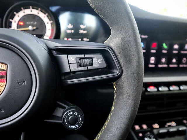 2022 Porsche 992 GT3 - Image 20 of 31