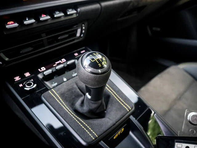 2022 Porsche 992 GT3 - Image 26 of 31