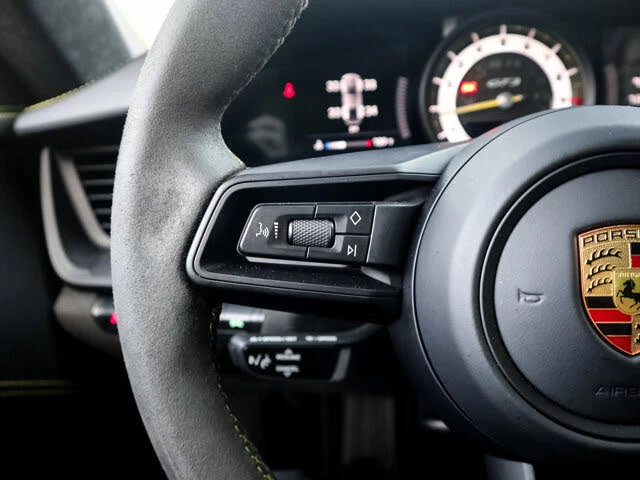 2022 Porsche 992 GT3 - Image 19 of 31