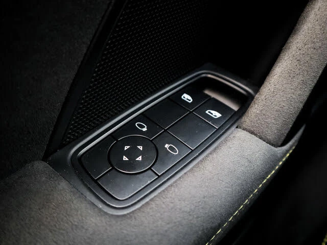 2022 Porsche 992 GT3 - Image 15 of 31