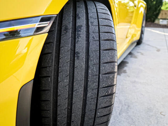2022 Porsche 992 GT3 - Image 12 of 31