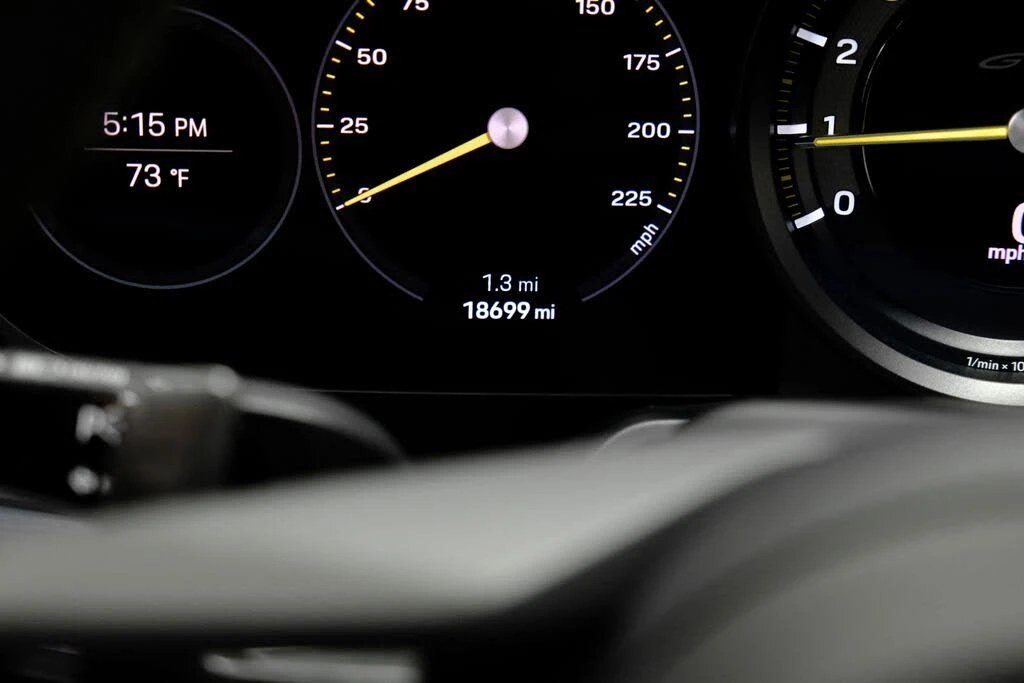 2022 Porsche 992 GT3 - Image 15 of 31