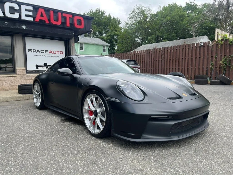 2022 Porsche 992 GT3 - Image 8 of 31