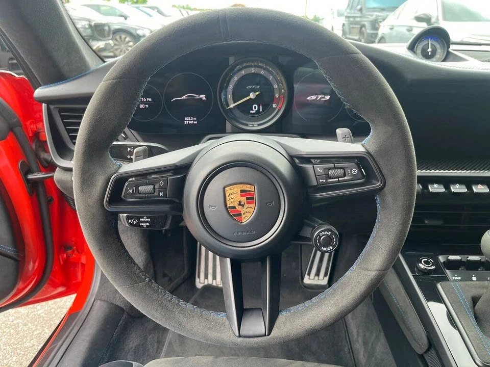 2022 Porsche 992 GT3 - Image 20 of 31