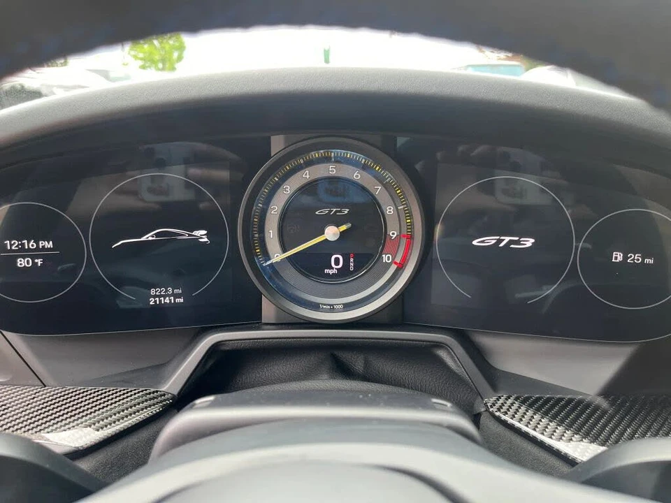 2022 Porsche 992 GT3 - Image 21 of 31