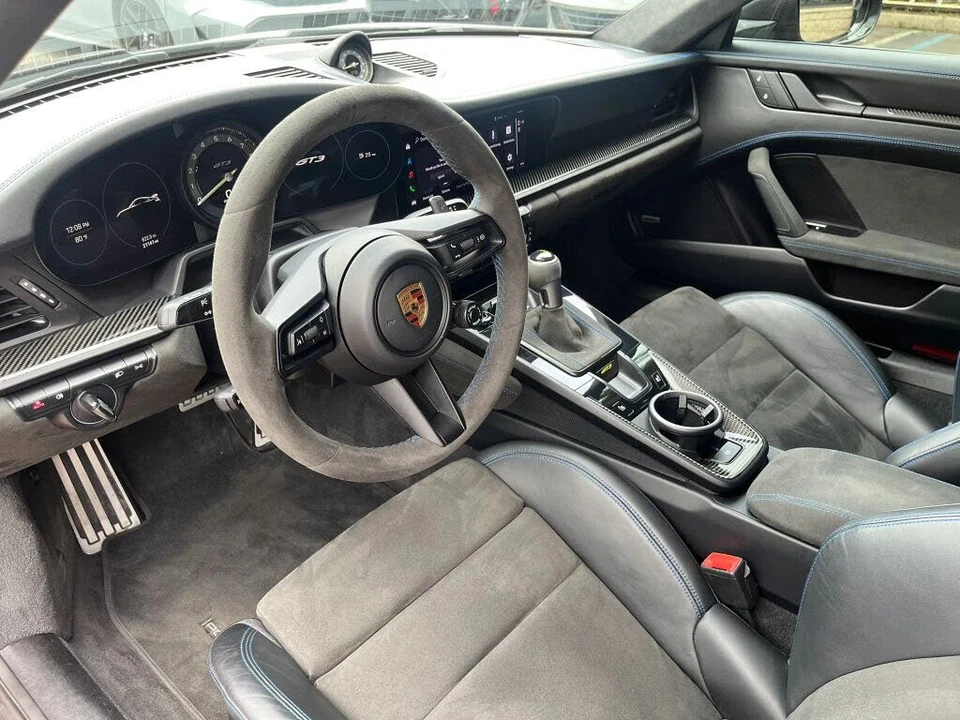 2022 Porsche 992 GT3 - Image 12 of 31