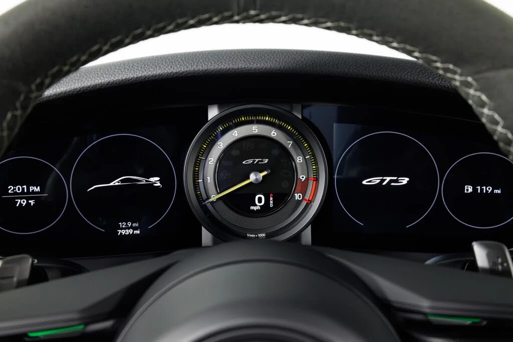 2022 Porsche 992 GT3 - Image 20 of 31